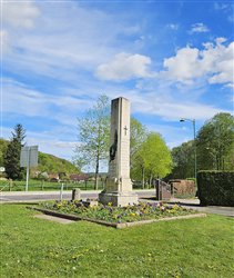 Le Monument aux Morts<br>Saint-Aubin-Epinay